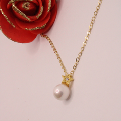 Pearl & Star Necklace