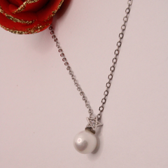 Pearl & Star Necklace